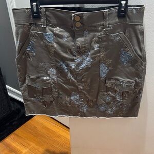 Wit & Wisdom Khaki Green Floral Mini Skirt